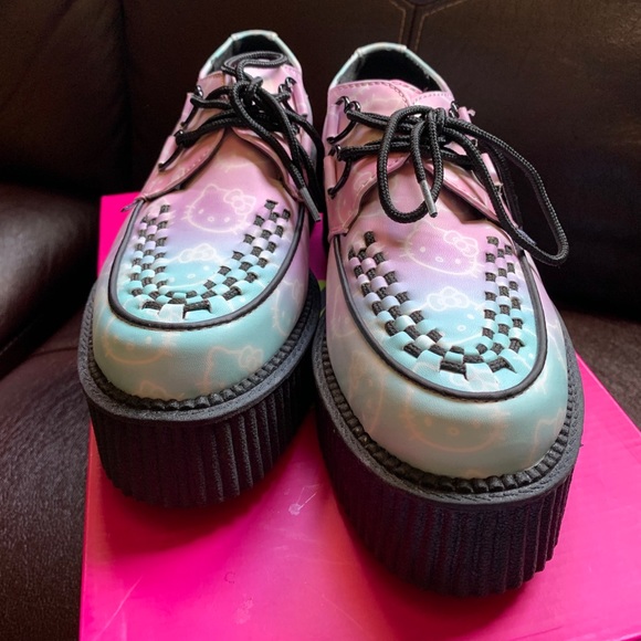 SOLD TUK Hello Kitty Ombre Mondo Creepers - Picture 5 of 6